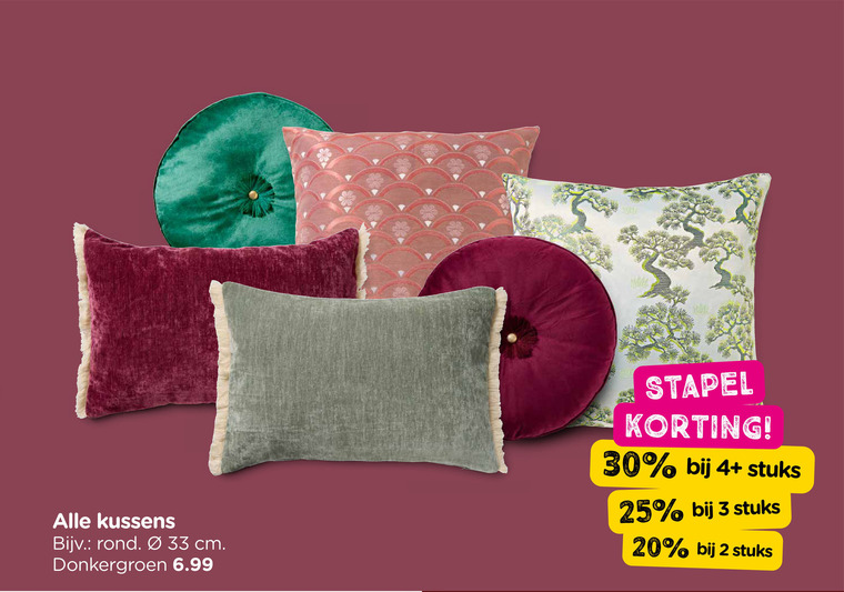 sierkussens 2 3 20 25 30 33 kussens rond cm donkergroen stapel 4 stuks folder aanbieding bij Xenos