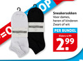 klik op dit plaatje voor een vergroting en voor vergelijkbare aanbiedingen gerelateerd aan ` sneaker socks sneakersokken dames heren kinderen zwart wit bundel elders ` sneaker socks sneakersokken dames heren kinderen zwart wit bundel elders