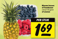 klik op dit plaatje voor een vergroting en voor vergelijkbare aanbiedingen gerelateerd aan ` blauwe bessen ananas frambozen schaal stuk `  blauwe bessen ananas frambozen schaal stuk