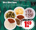 klik op dit plaatje voor een vergroting en voor vergelijkbare aanbiedingen gerelateerd aan ` tapas 260 bits bites trio dip tapenade groene olijven knoflook kaasblokjes belegen 48 kuip ` tapas 260 bits bites trio dip tapenade groene olijven knoflook kaasblokjes belegen 48 kuip