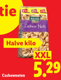 klik op dit plaatje voor een vergroting en voor vergelijkbare aanbiedingen gerelateerd aan ` selecties cashew nuts halve kilo cashewnoten xxl ` selecties cashew nuts halve kilo cashewnoten xxl