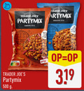 klik op dit plaatje voor een vergroting en voor vergelijkbare aanbiedingen gerelateerd aan ` 500 trader partymix andalouse style nutri score samourai with peanuts corn and rice snack spicy coated ` 500 trader partymix andalouse style nutri score samourai with peanuts corn and rice snack spicy coated