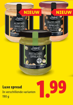  45 almond spread with chopped hazelnoten sa true delight hazelnut hazelnuts pistachio brioche ge luxe 