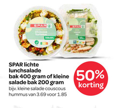  50 200 400 lichte lunchsalade bak kleine salade couscous hummus 