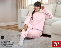  pluchen sweater joggingbroek stuk ei 