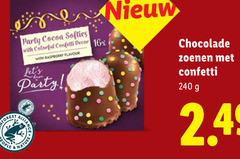  koeken 16 240 party cocoa softies with colorful confetti decor raspberry flavour nature chocolade zoenen people 