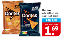  bol crunchy iconic doritos nacho cheese flavour bold crunch taste sweet chilli pepper zakken zak 