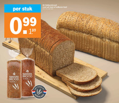  brood bakkersbrood stuk 99 rond wit volkoren vers oven bakkers dag krokante korst tarwe nederland 